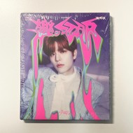 STRAY KIDS ROCK STAR POSTCARD ver 